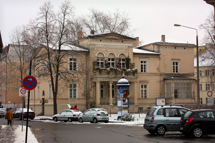 a small mansion in the Potsdam downtown